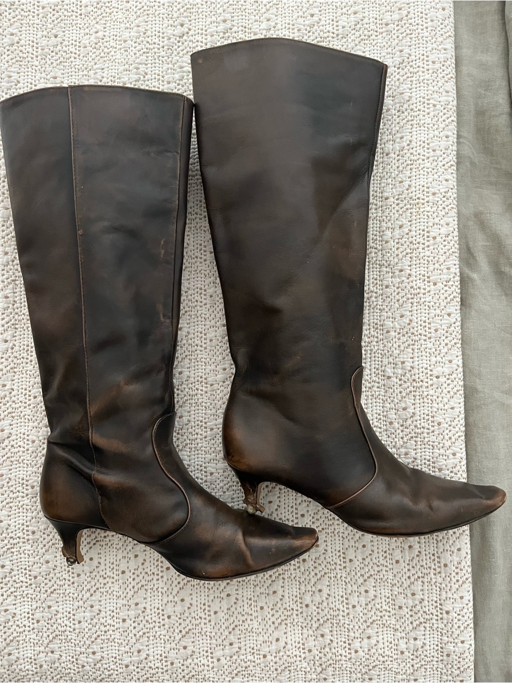 Steve Madden Lander tall slouchy kitten heel leather boots in distressed brown
